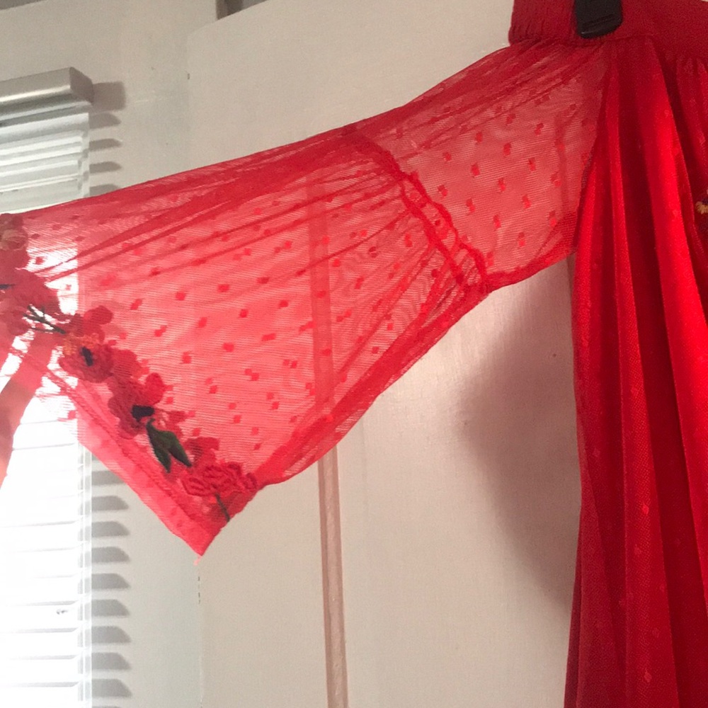 Umgee - Picture 2 of 4